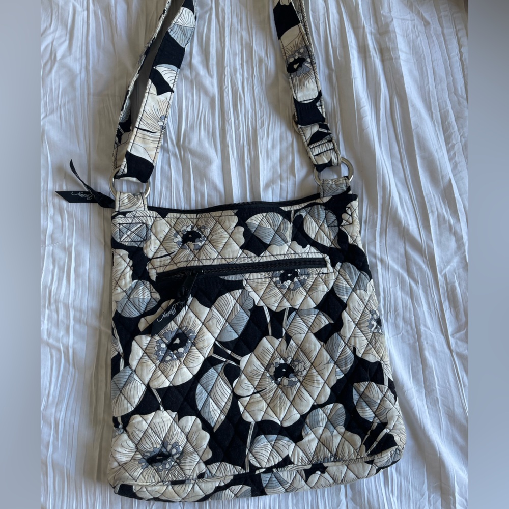 Vera Bradley Camellia Pattern Hipster Crossbody Bag - Picture 4 of 5